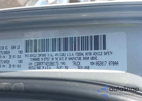 2014 Ram 1500 Express z USA, uszkodzony, nr VIN 1C6RR7FT4ES386173